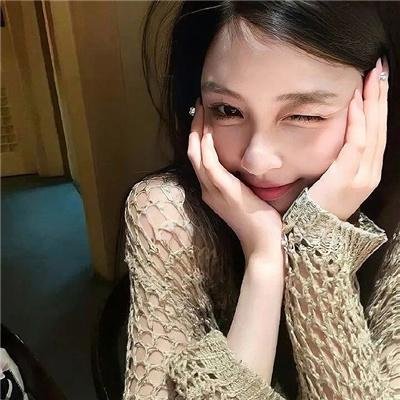 一个女人封面