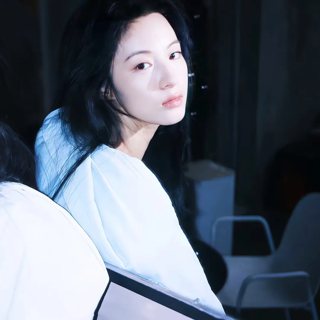 杜桑·卢维杜尔封面